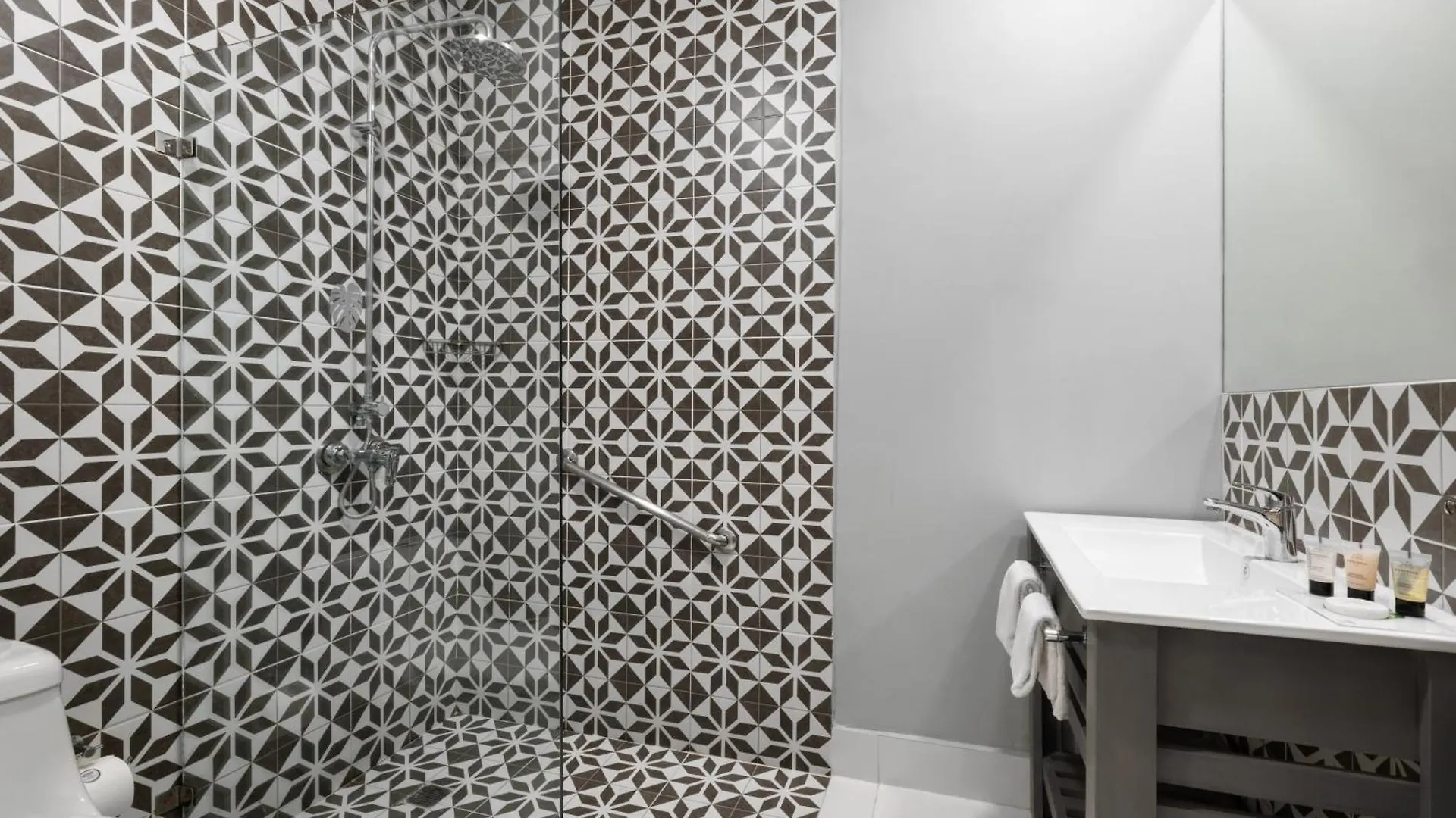 Gran Hotel Europa Santo Domingo Trademark Collection By Wyndham (Adults Only) 3*,